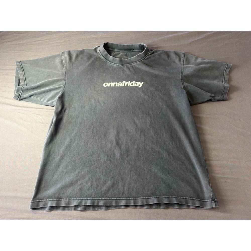 Charlieonnafriday "Onnafriday Tour 2024" concert Merch shirt Size Large
